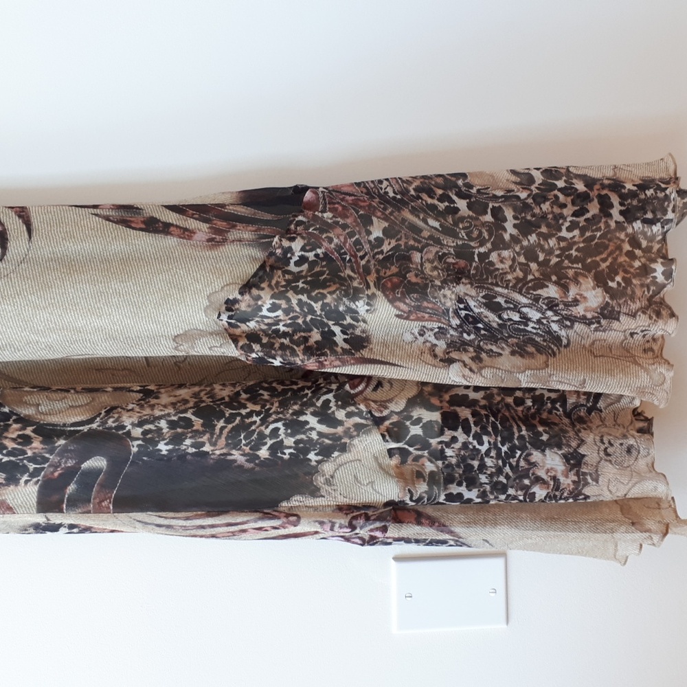Elegant Leopard Print Maxi Dress - Picture 4 of 8